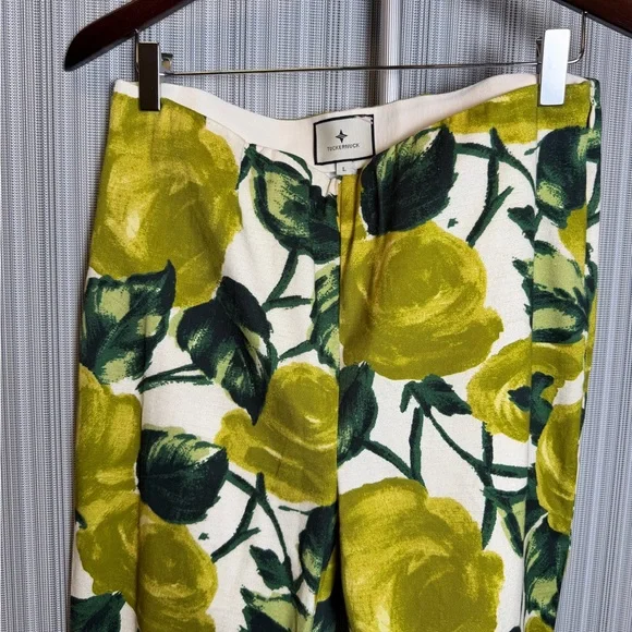 TUCKERNUCK Giverny Gardens Green Floral Stretch Cotton Ashford Pant Small NWT - Picture 2 of 2